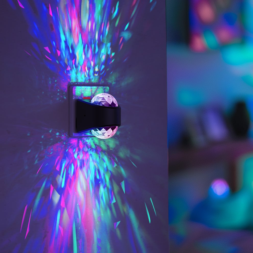 إنارة جدارية ذكية بحساس ضوء – v10038